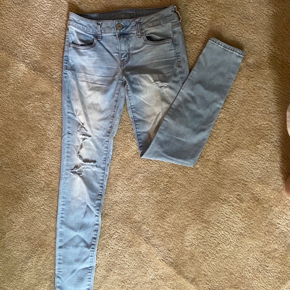 American Eagle Stretch Skinny Jeans Ripped - Picture 2 of 4